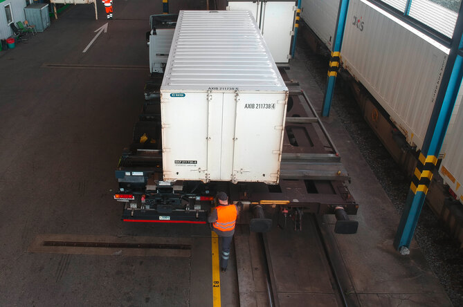 ContainerMover_02